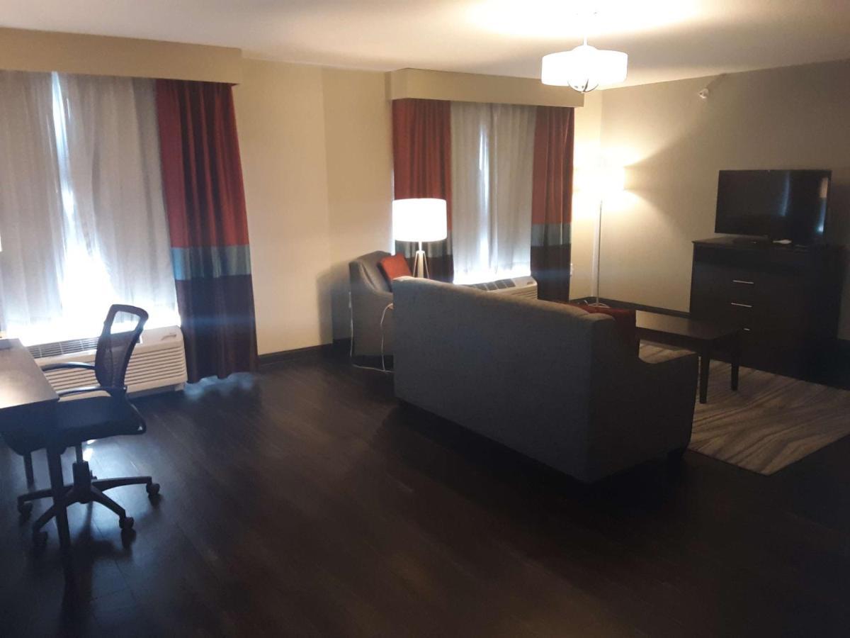 Best Western Roosevelt Place Бисмарк Екстериор снимка