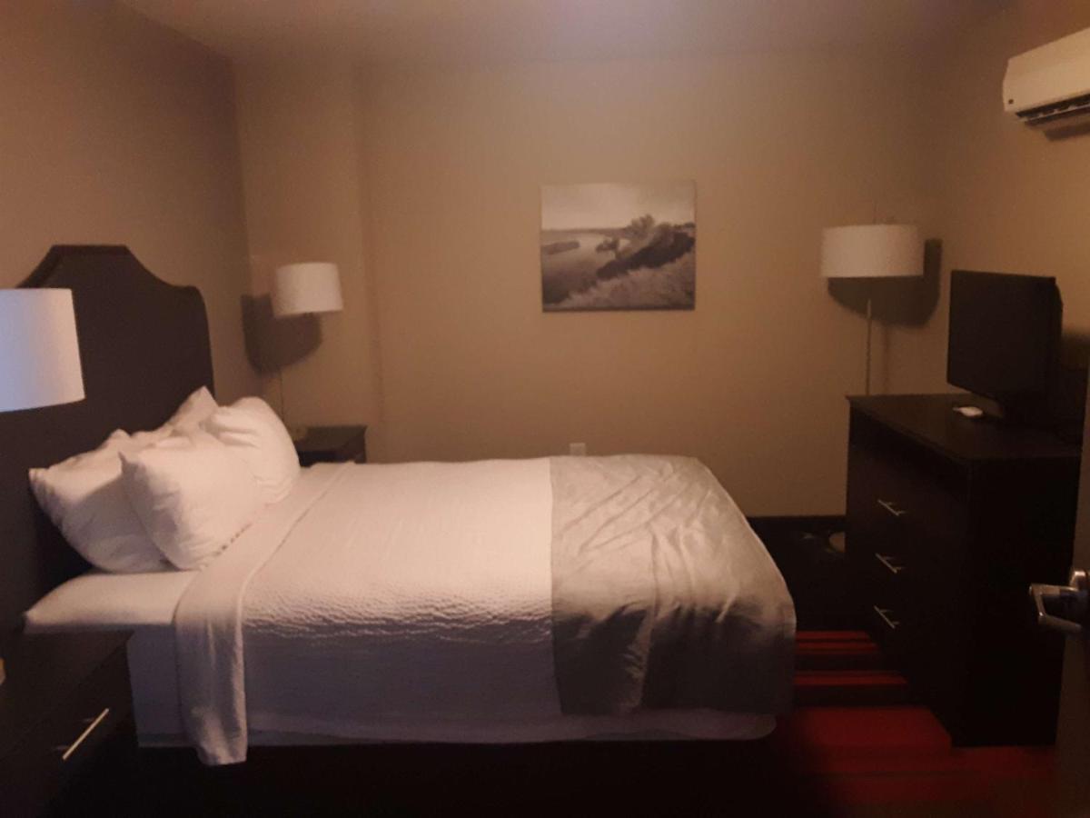 Best Western Roosevelt Place Бисмарк Екстериор снимка