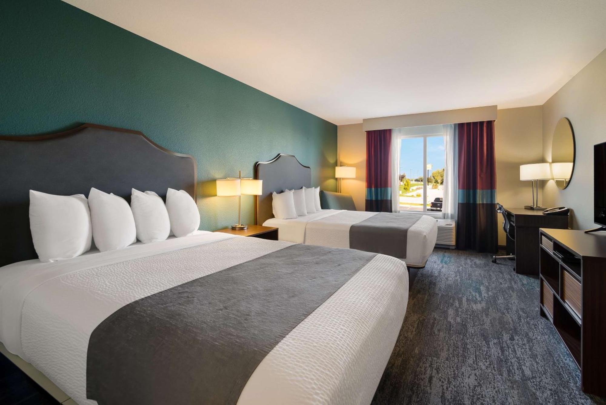 Best Western Roosevelt Place Бисмарк Екстериор снимка