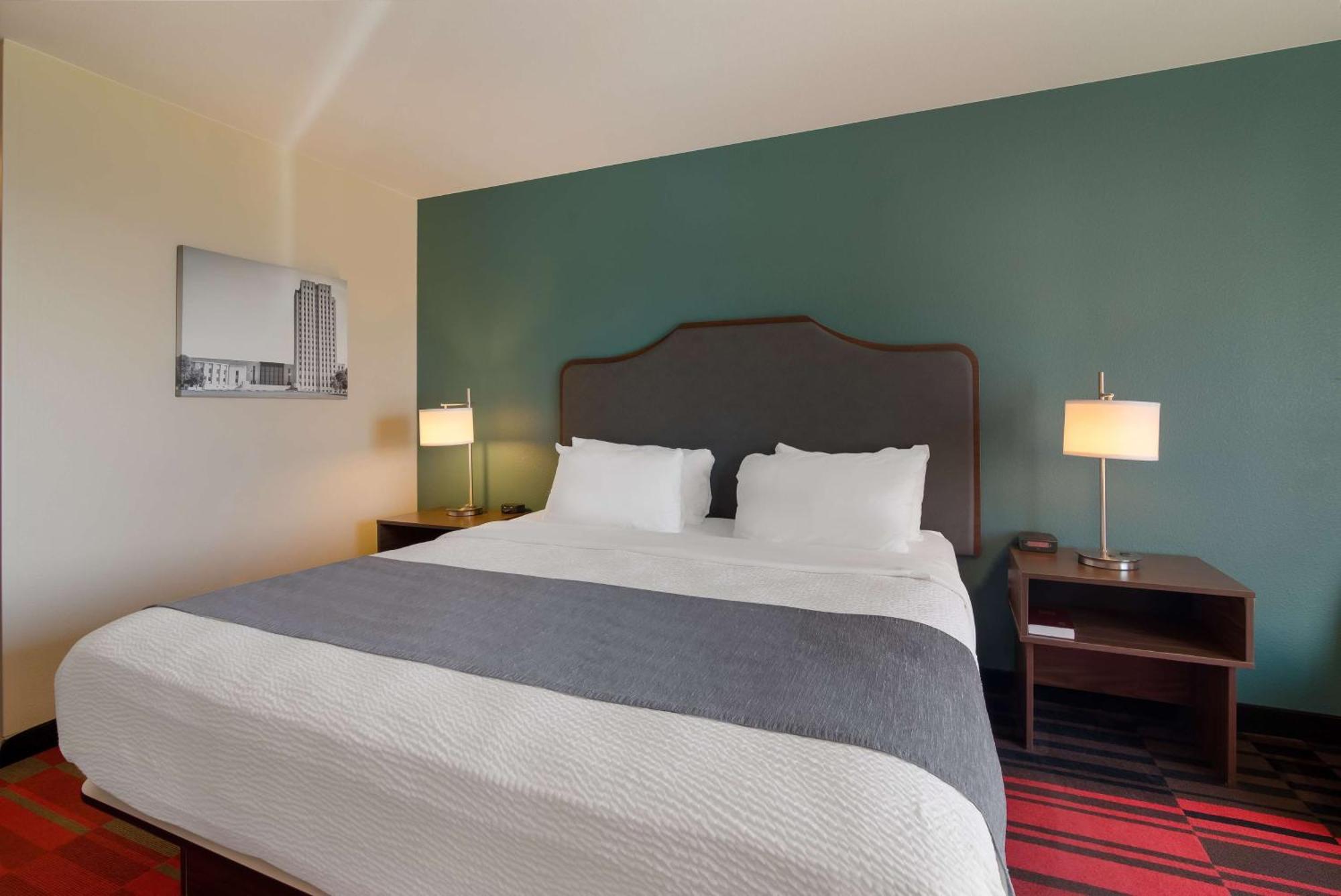 Best Western Roosevelt Place Бисмарк Екстериор снимка