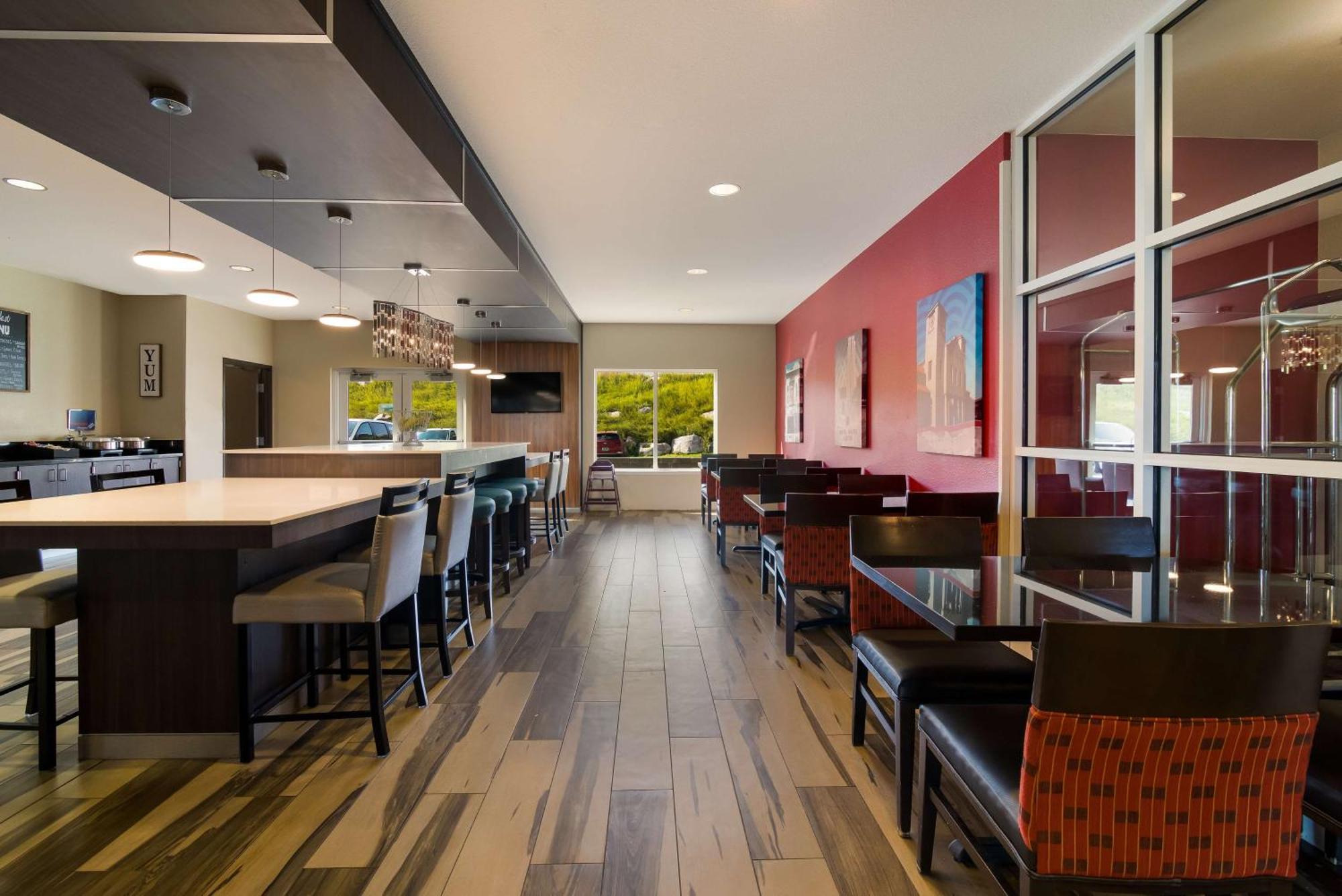Best Western Roosevelt Place Бисмарк Екстериор снимка