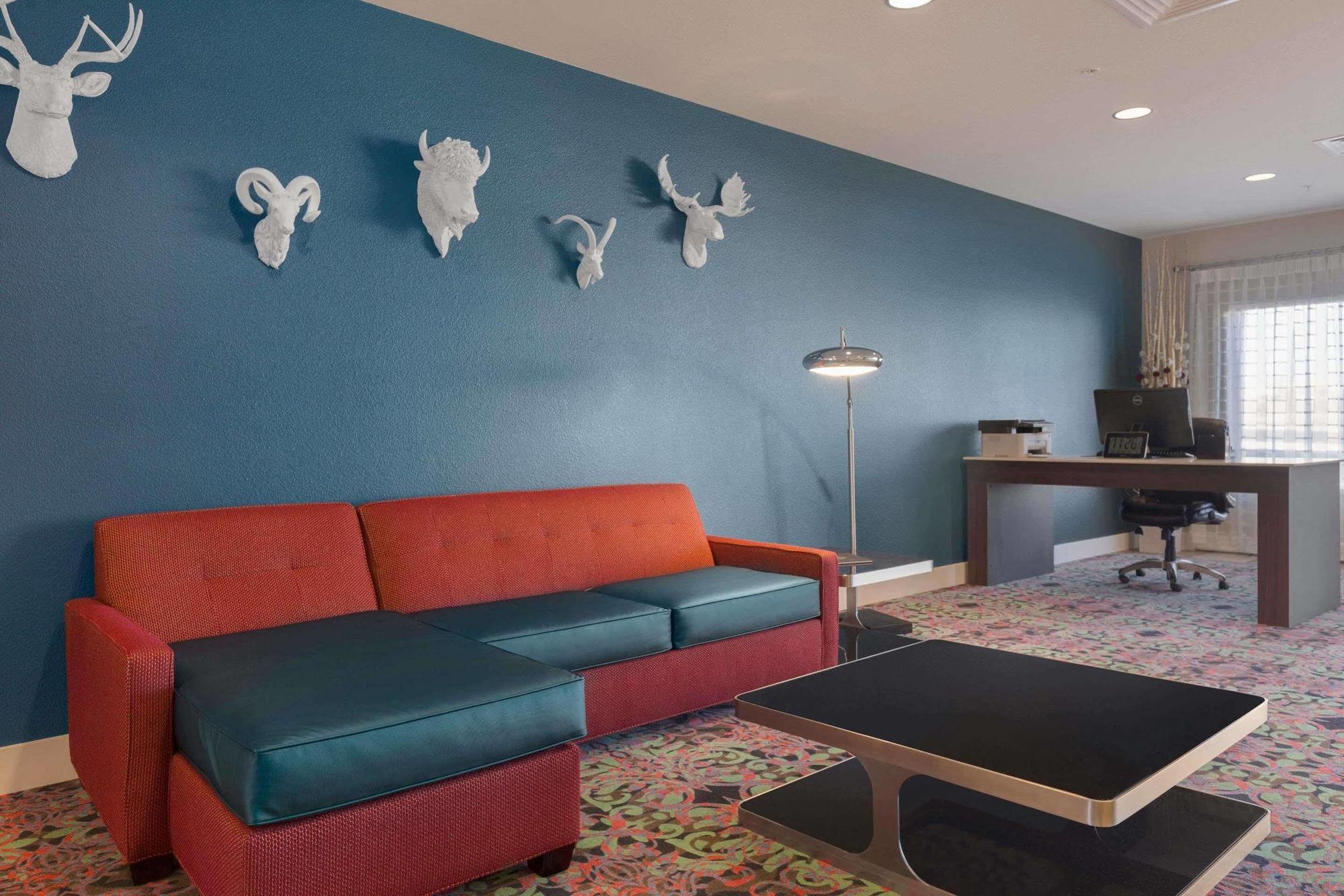 Best Western Roosevelt Place Бисмарк Екстериор снимка